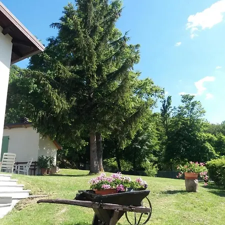 Holiday home Casetta Di Bismantova